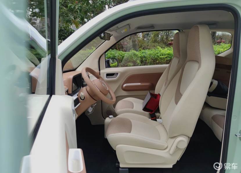 宏光miniev内饰-后排-倒车影像-易车