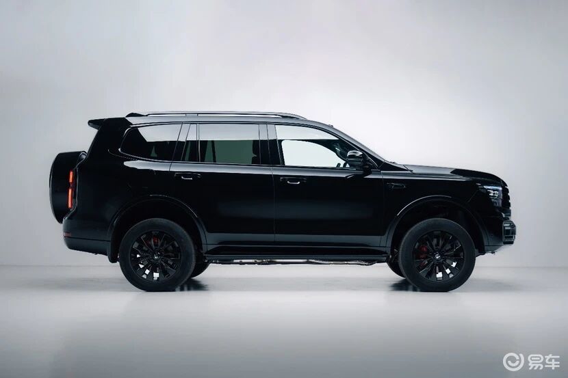 全新坦克500黑武士上市:高端硬派越野的“体系化突围”