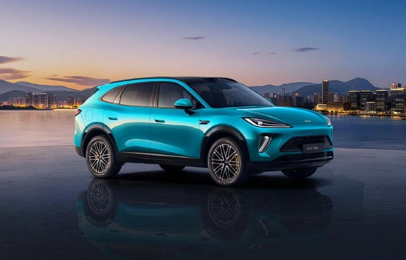 奇瑞风云T9L正式上市 12.99 万起