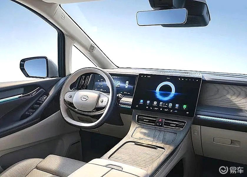 25万级中大型MPV 瑞风RF8与传祺向往M8谁更强？