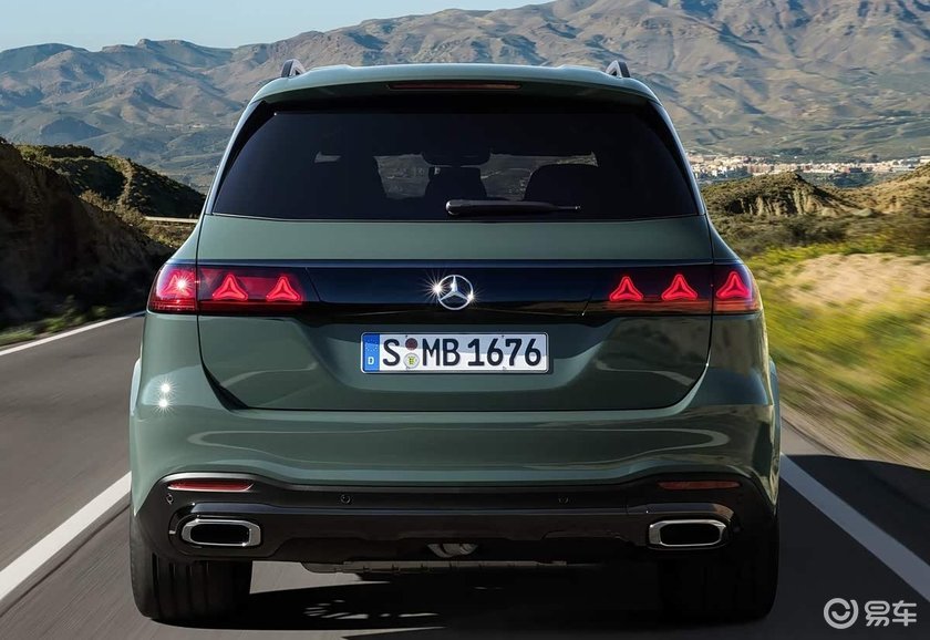 新款奔驰GLS/GLE家族官图发布：星幕大灯+超联屏