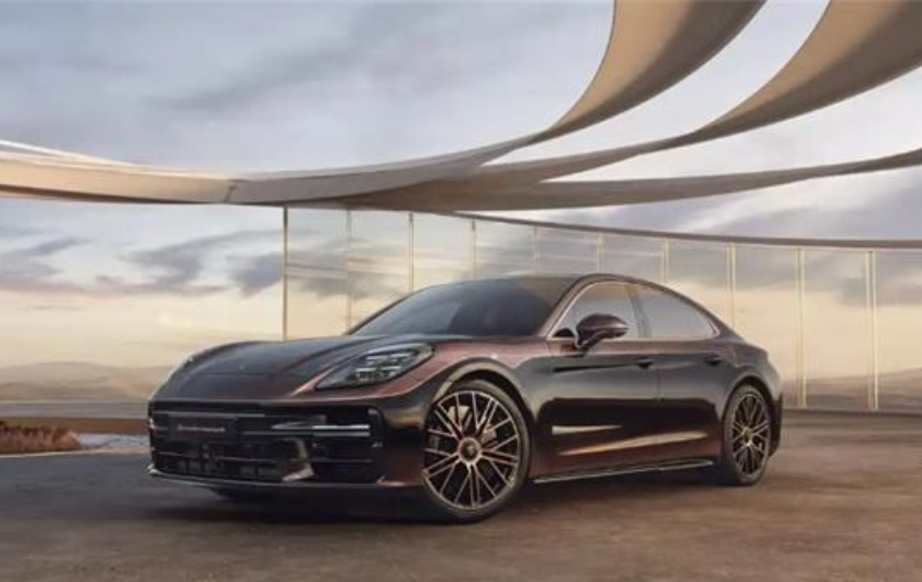 紫焰鎏金Turbo!保时捷Panamera定制版官图曝光