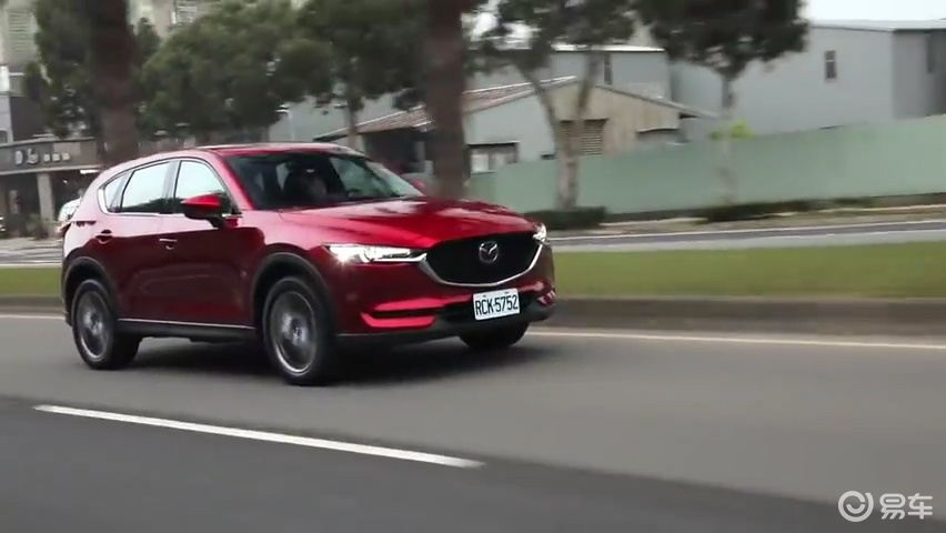 选颜值还是选实用?马自达CX-5对比本田CR-V