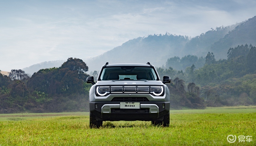 北京bj30新车采用了10.25寸 14.6寸双屏组合_易车