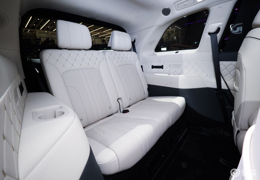 领时代智未来｜魏牌登陆北京车展，V9X锚定全球豪华新高度