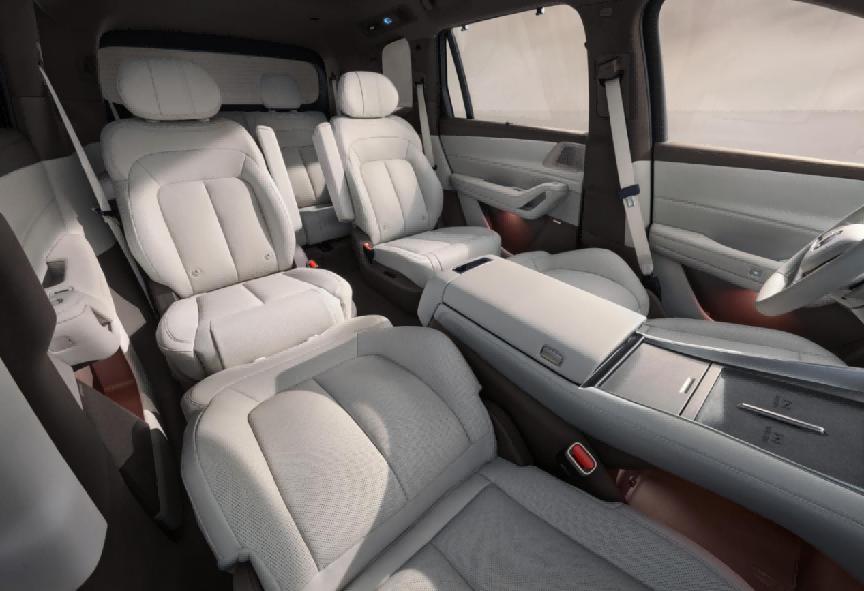 全系标配易三方、云辇-A,腾势N8L售价29.98万元起