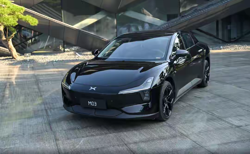 13万级纯电轿车，小鹏M03值得吗？长安启源A06谁更好