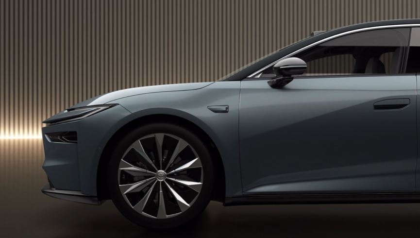 探店广汽丰田铂智7到店,华为加持+双腔空悬,只要20万?