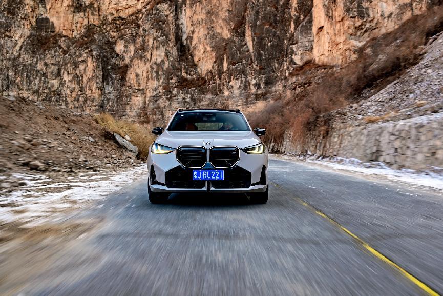 性能与舒适、乐趣与实用兼备！试驾宝马X3 M50