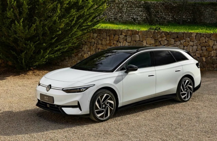 7 vizzion一个相对规矩的旅行车造型提供了出色的后备_易车