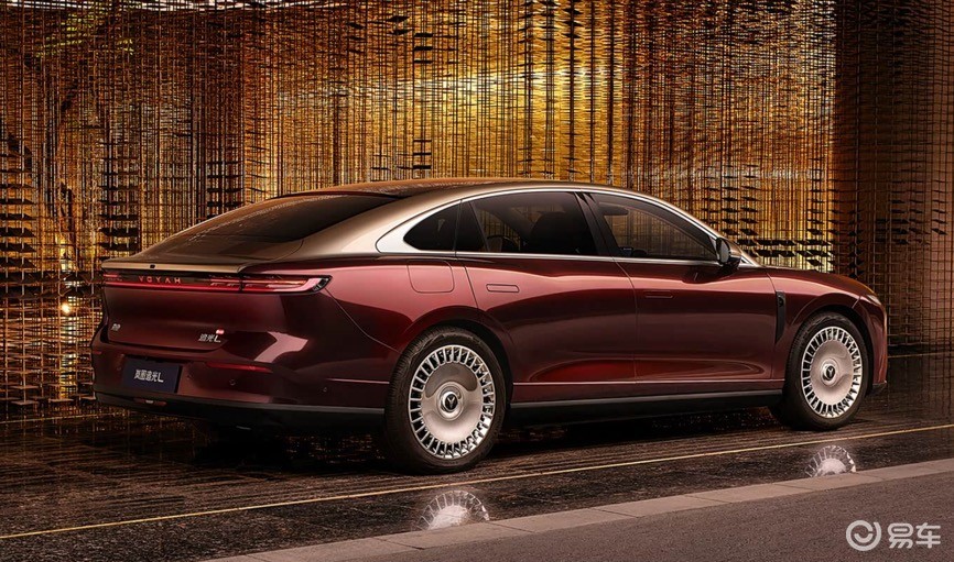 如果追光L明天上市卖35万起,会成为BBA的最强对手吗?