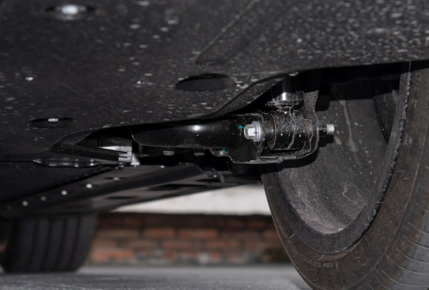 激光雷达+宁德时代！深蓝L06VS小鹏MONA M03