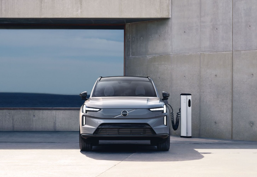 99年的坚持:沃尔沃用三款新车告诉行业,安全是最大的豪华