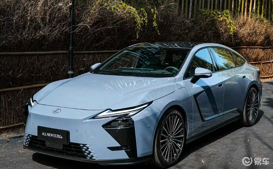 第八代雷克萨斯ES将于4月北京车展上市 与现款同堂销售