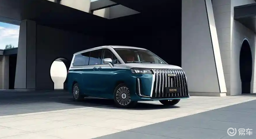 中大型MPV对决,锐胜M8和星海V9怎么选?