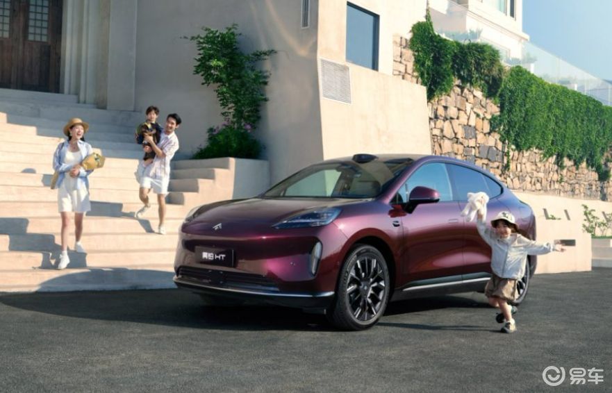 对比小鹏G7后,昊铂HT的豪华全标配让人无法拒绝