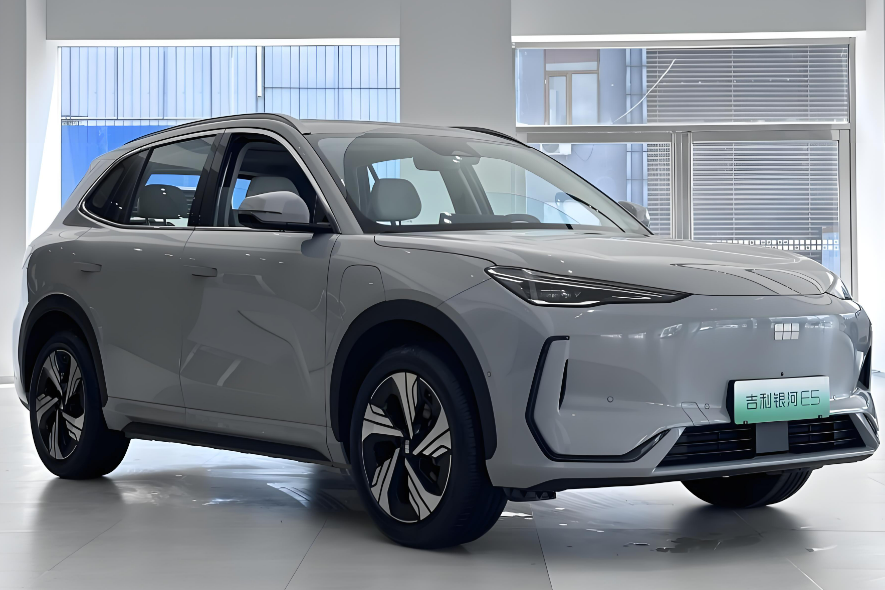 「干货无广」横评三台顶配新能源SUV 终极三选一你站谁?