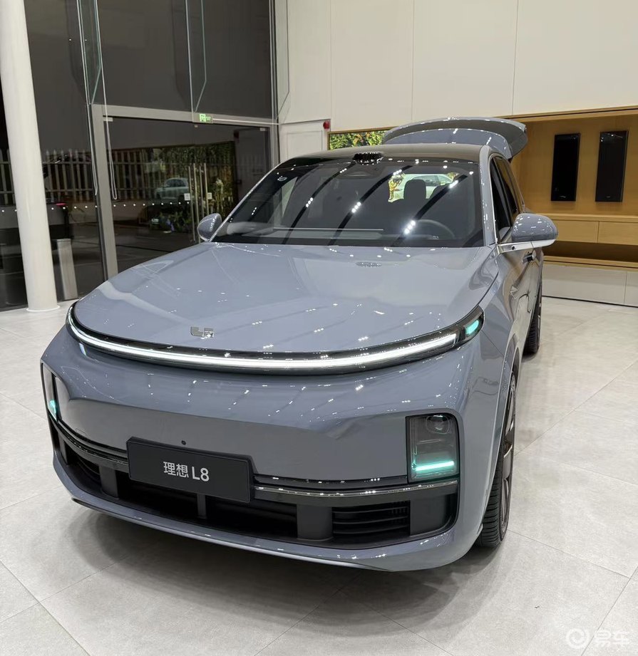 昊铂HL与理想L8：30万级增程SUV，哪款是你的心头爱