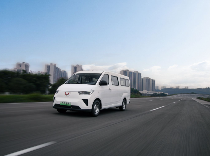 6.98万买一台会算账的轻客？2026款五菱扬光上市！