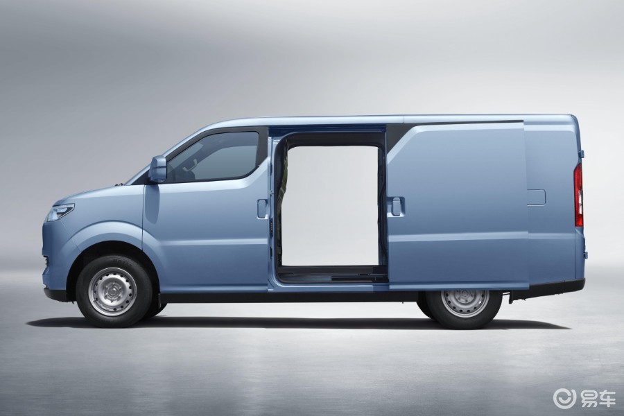 瑞驰新能源隶属于赛力斯旗下,是后者的全资子公司,专注于电动商用车