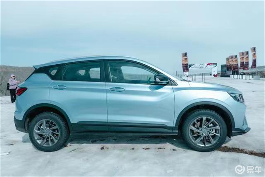 缤越新车型前脸继续配备直瀑式进气格栅_易车