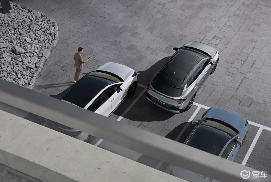 起亚新狮铂拓界全国焕新一口价10.99万元起