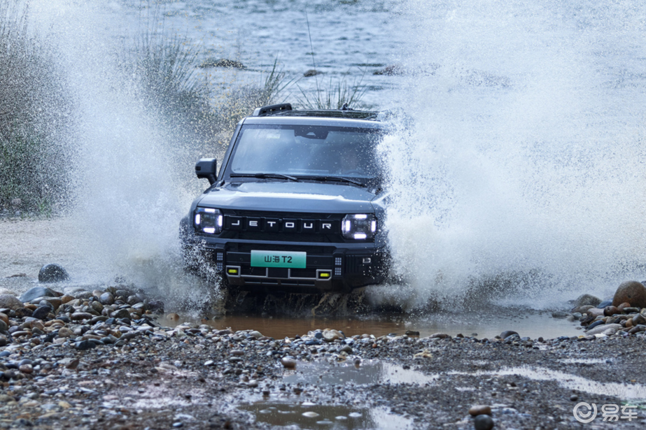 深蓝G318过招山海T2,越野+舒适,谁才是旅行最优解?