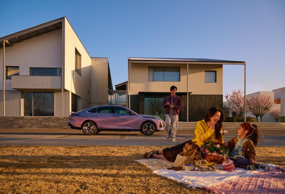 抢订价7.99万元起，对比帝豪、卡罗拉，长安逸动省在哪？