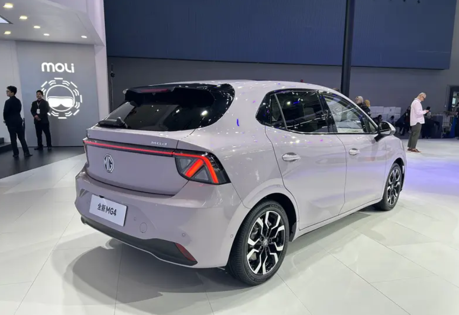 新能源电池正式开启进化:MG4半固态安芯版亮相广州车展