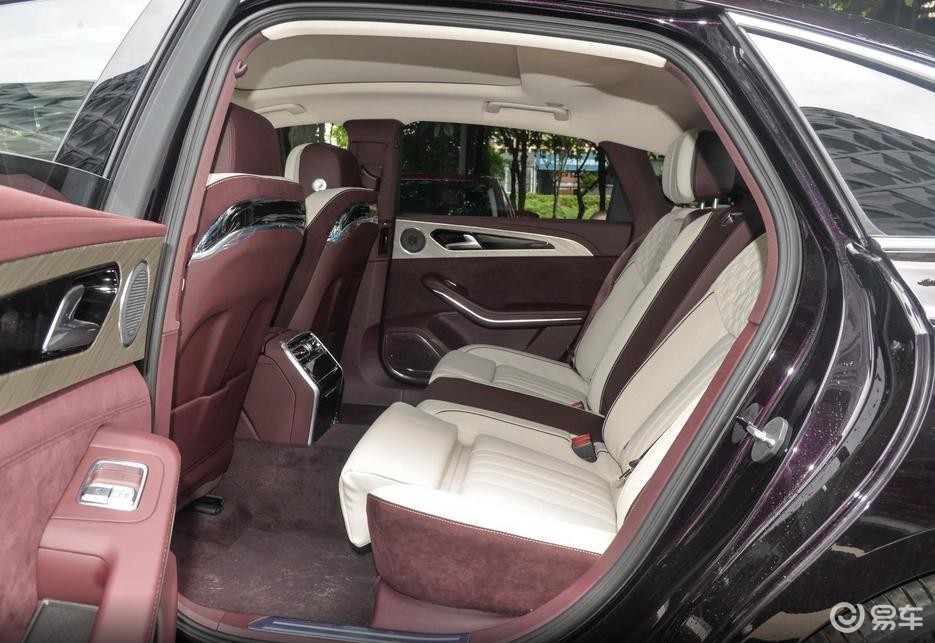 红旗h9三档-后排-易车
