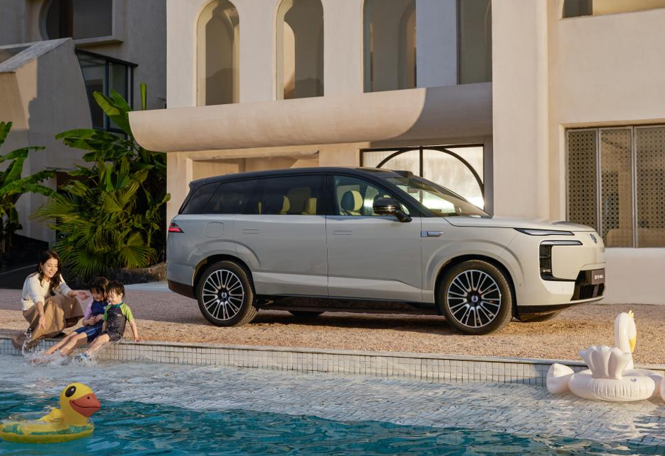 大六座安全豪华 SUV 腾势 N8L 正式上市