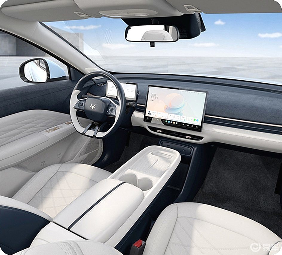 10万级代步车二选一 零跑Lafa5与极狐T1该怎么选?