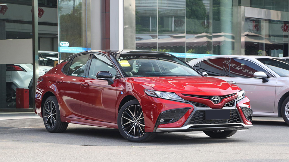 凯美瑞,帕萨特,迈腾,雅阁依旧是b级市场的霸主,数据显示目前帕萨特