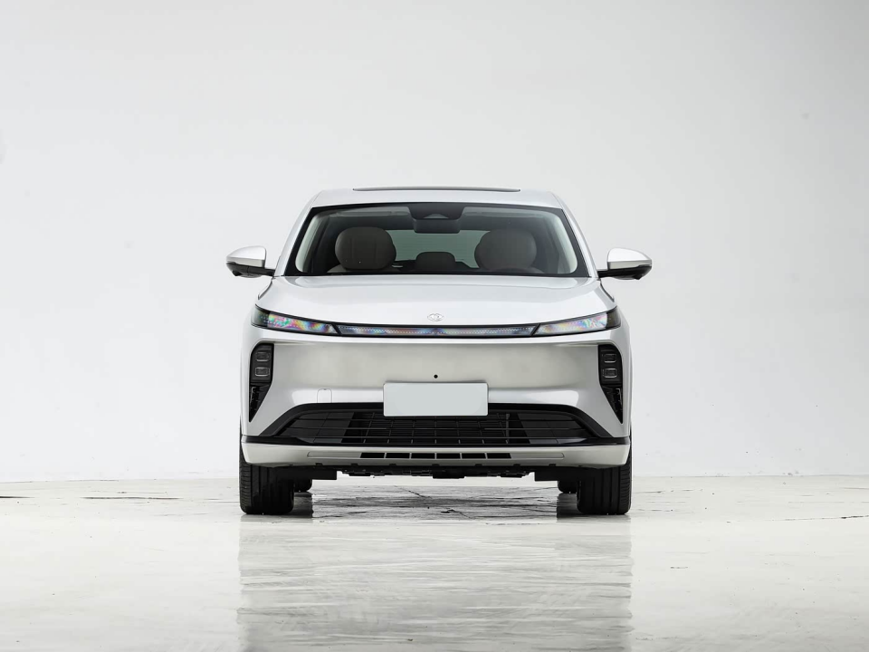 三台15万级混动SUV卷出新高度 谁才是“六边形战士”