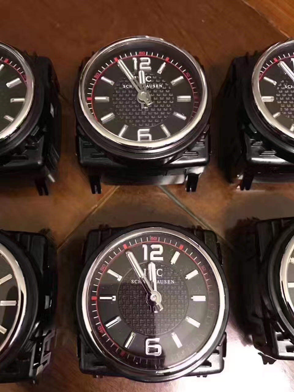 奔驰iwc万国表只有在amgs级和迈巴赫s级上才有标配