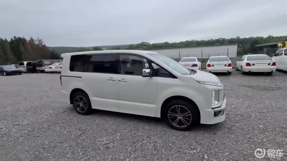 三菱家用mpv,2020款三菱delica d5实拍