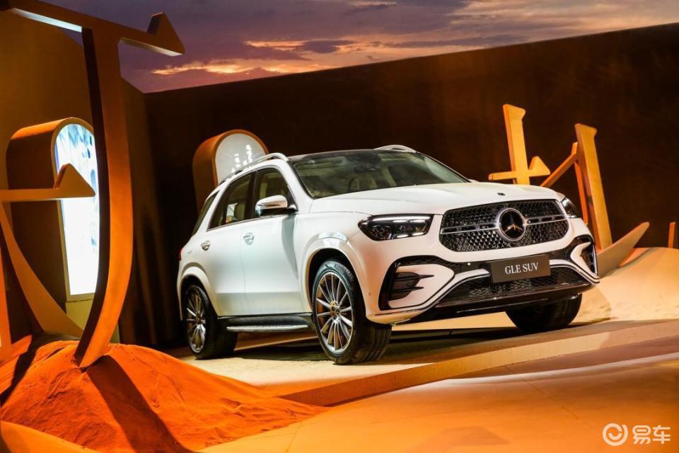 增强版,驾驶辅助组件增强版配合预防性安全系统增强版(pre-safe03