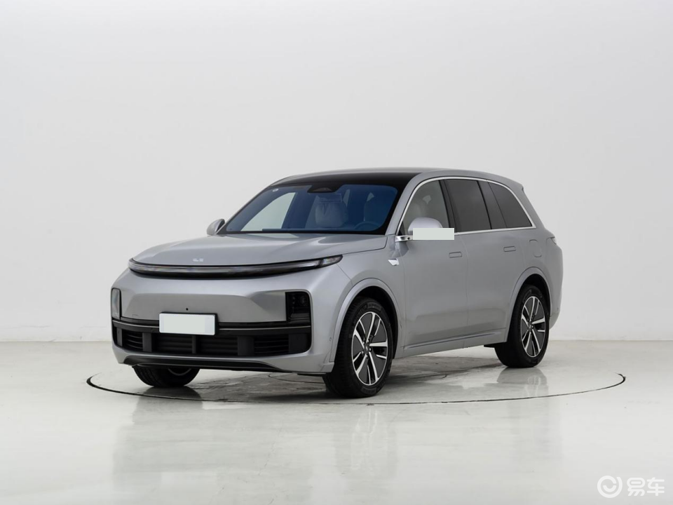 家庭大六座SUV 深蓝S09理想L8 谁的表现更称职？