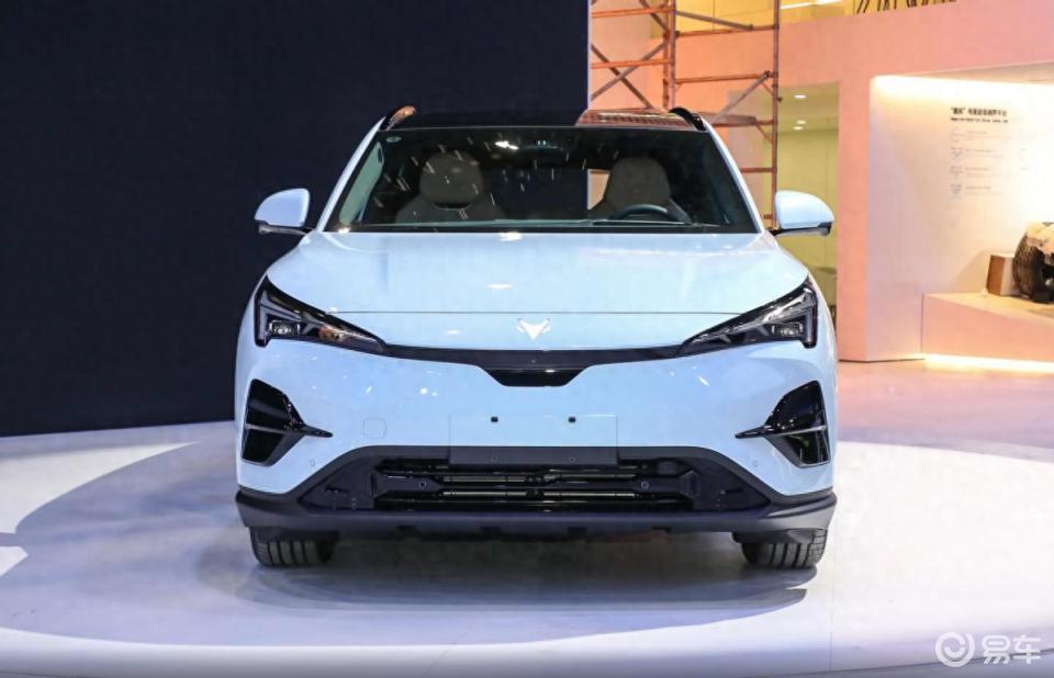 续航充电都要强!家用SUV极狐阿尔法T5还是深蓝S05