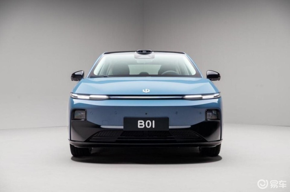 10万纯电车!零跑B01能否赢过小鹏M03、秦 L EV