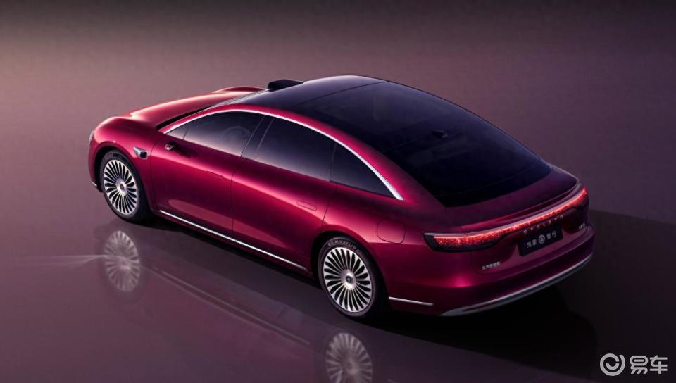 新款享界S9和阿维塔12比，选谁只看三点