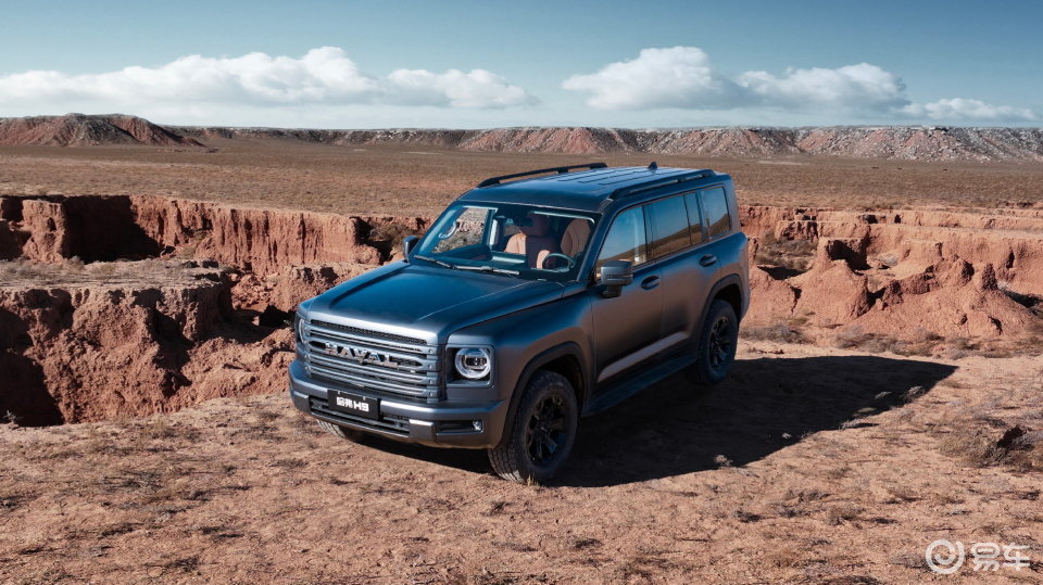 双油箱设计增岩石模式 二代哈弗H9穿越版售23.29万元