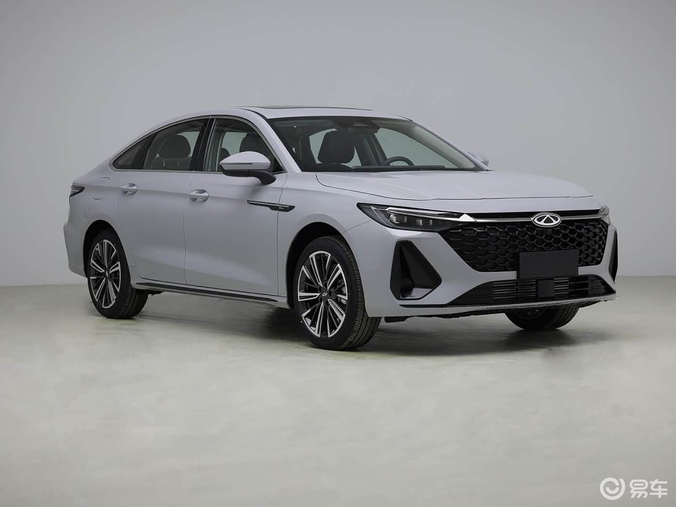 10万预算，买速腾还是艾瑞泽8，听听老司机怎么说