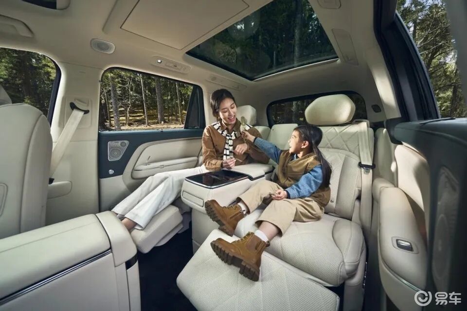 岚图泰山X8开启预售