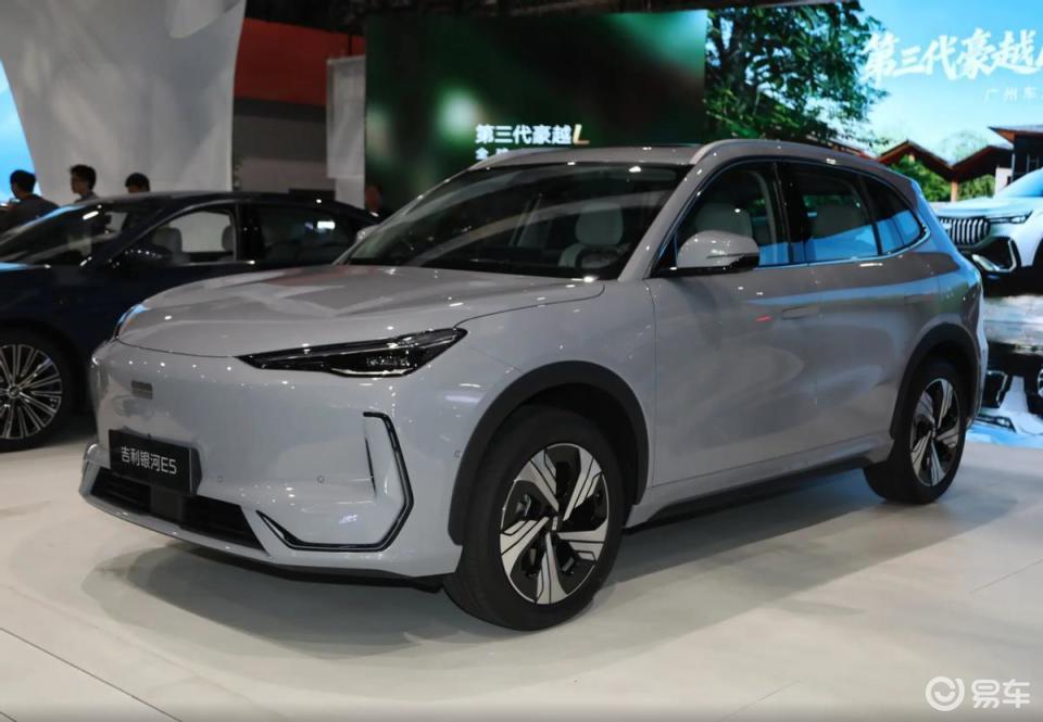 零跑B10、元PLUS、银河E5三车横评，谁才是真香之选