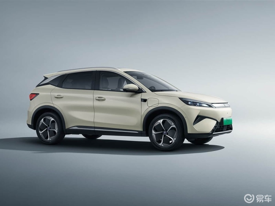 零跑B10、元PLUS、银河E5三车横评，谁才是真香之选