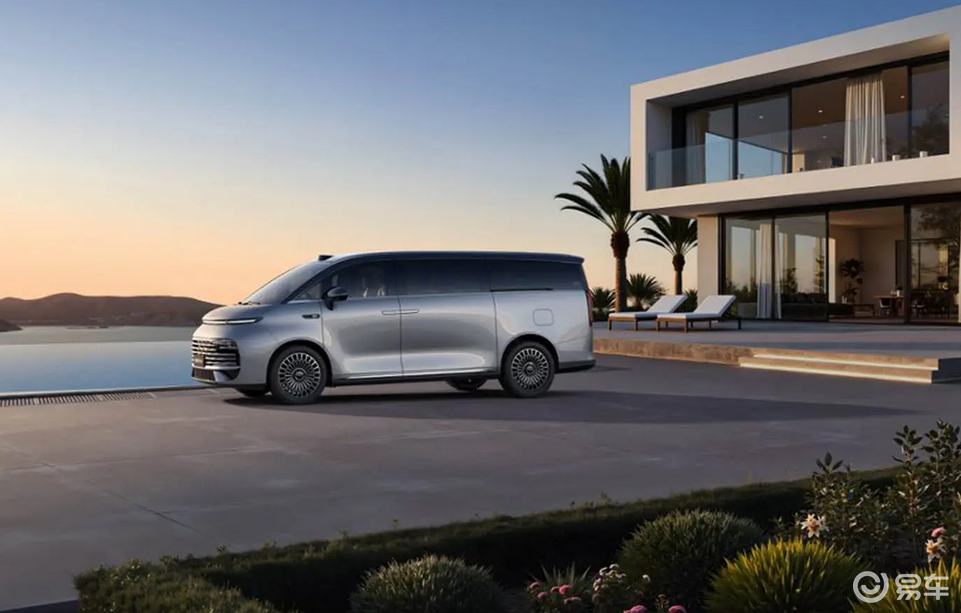 详细阅读:吉利银河V900正式上市,提供多座布局与高阶智驾 吉利银河V900正式上市,提供多座布局与高阶智驾