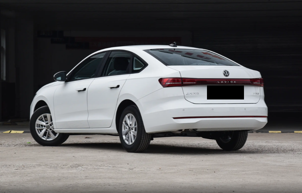 颜值更高配置升级，这车亮点颇多，12.09万起售贵吗