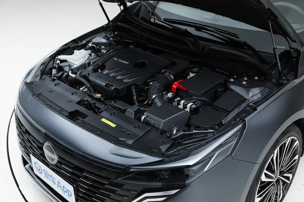 天籁・鸿蒙座舱 VS 凯美瑞，行业智变新标杆出炉