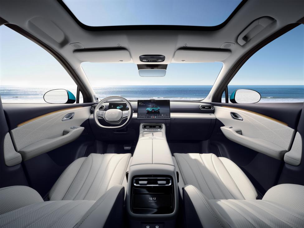 新风云乘风而上奇瑞风云 T9L 预售 13.99 万元起